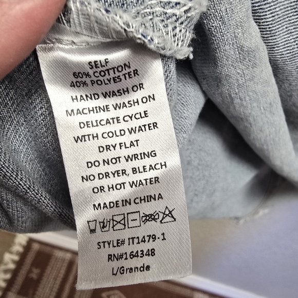 First Love Denim Smiley Face Embroidered Shacket Jacket Size Large NWOT - Picture 11 of 11